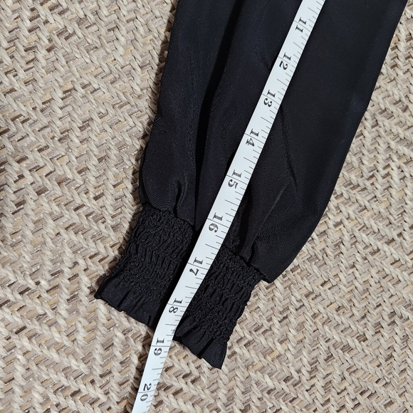 Michael By Michael Kors Black Off-Shoulder Blouse In Black Size Small - Picture 10 of 11